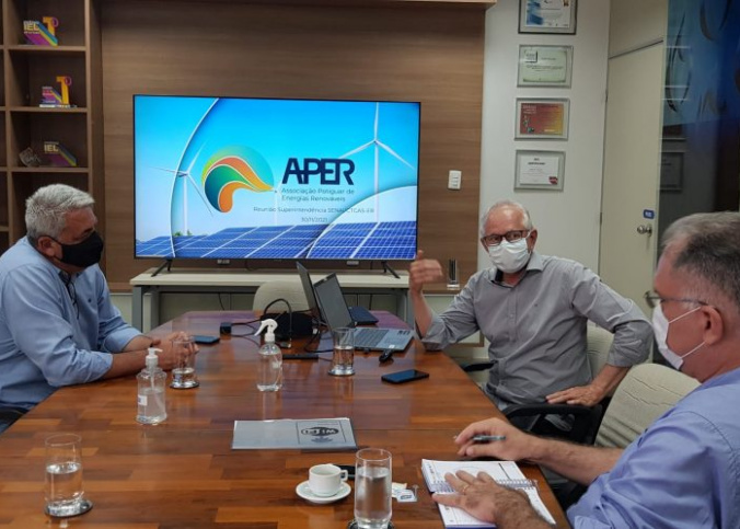 Diretoria da APER apresentou evolução do setor durante reunião com o diretor do CTGAS-ER e do ISI-ER, Rodrigo Mello